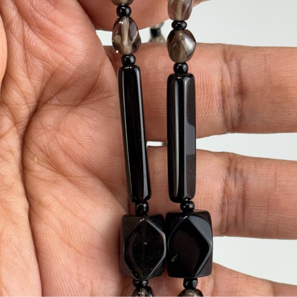 artisan Handmade Elegant Black Onyx and smoky quartz gemstone Necklace - Picture 9 of 15